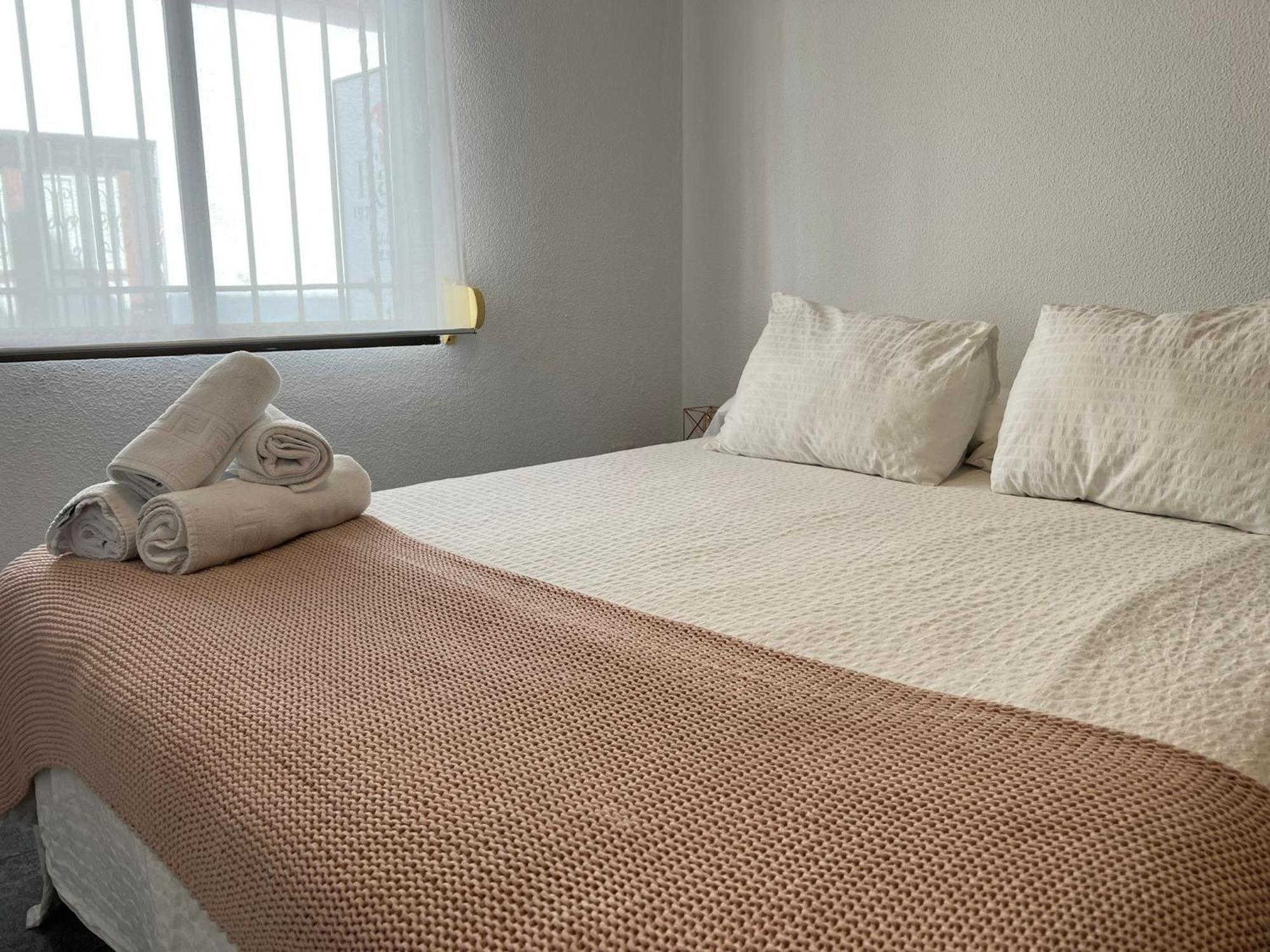 Apartamento Los Califas A 100M De La Catedral Apartment Kordoba Bagian luar foto